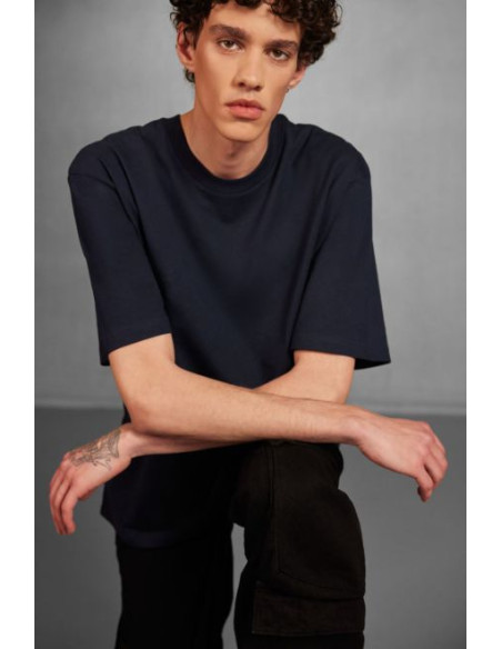 B&C | E220 Oversized