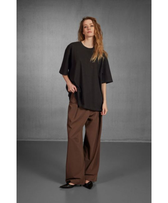 B&C | E220 Oversized
