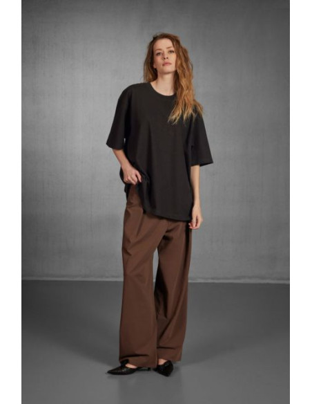 B&C | E220 Oversized