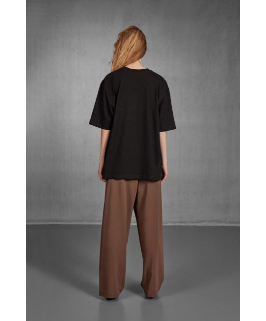 B&C | E220 Oversized