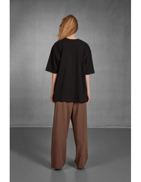 B&C | E220 Oversized