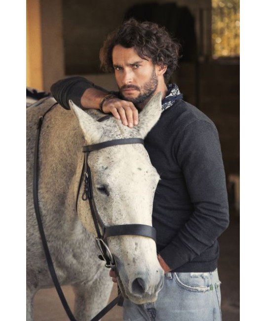James Harvest | Ashland V-Neck