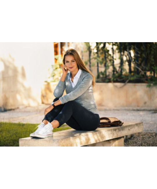 James Harvest | Ashland V-Neck Women